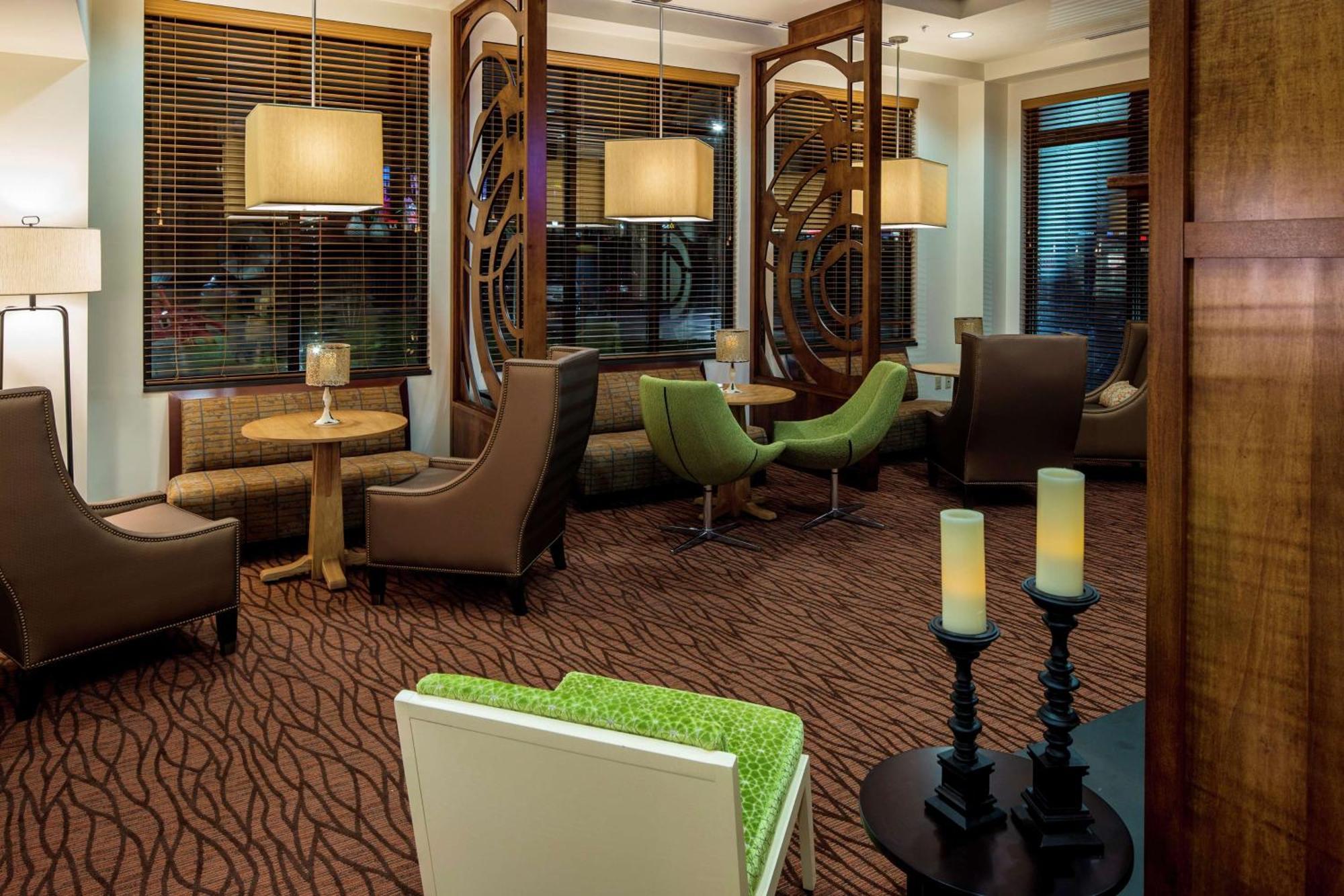 Hilton Garden Inn Uniontown Exterior photo